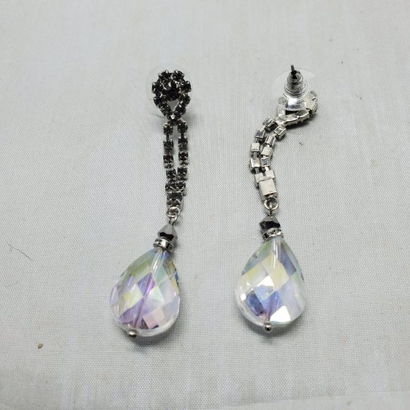 Ali Khan bridal rhinestone drop earrings - Picture 8 of 11